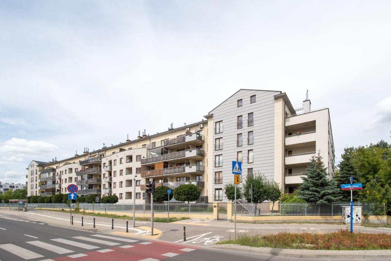 Gama Home Wyspowa 1 Varşovia Exterior foto